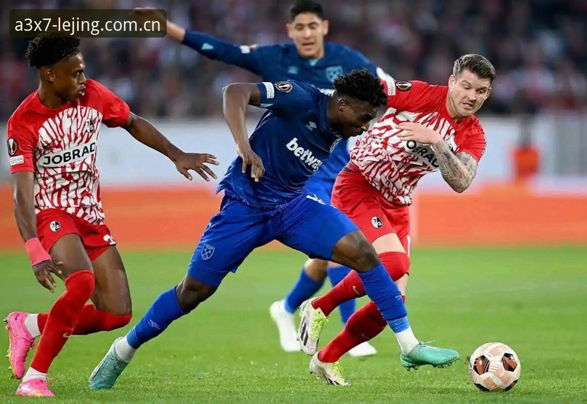 乐竟最新版下载 欧联杯决赛维拉3-0完胜弗赖堡最新消息:埃梅里五夺桂冠,乐竟体育平台数据复盘引热议